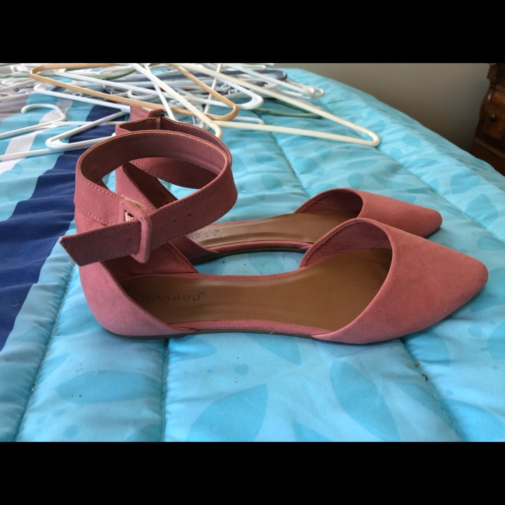 Ballet flats